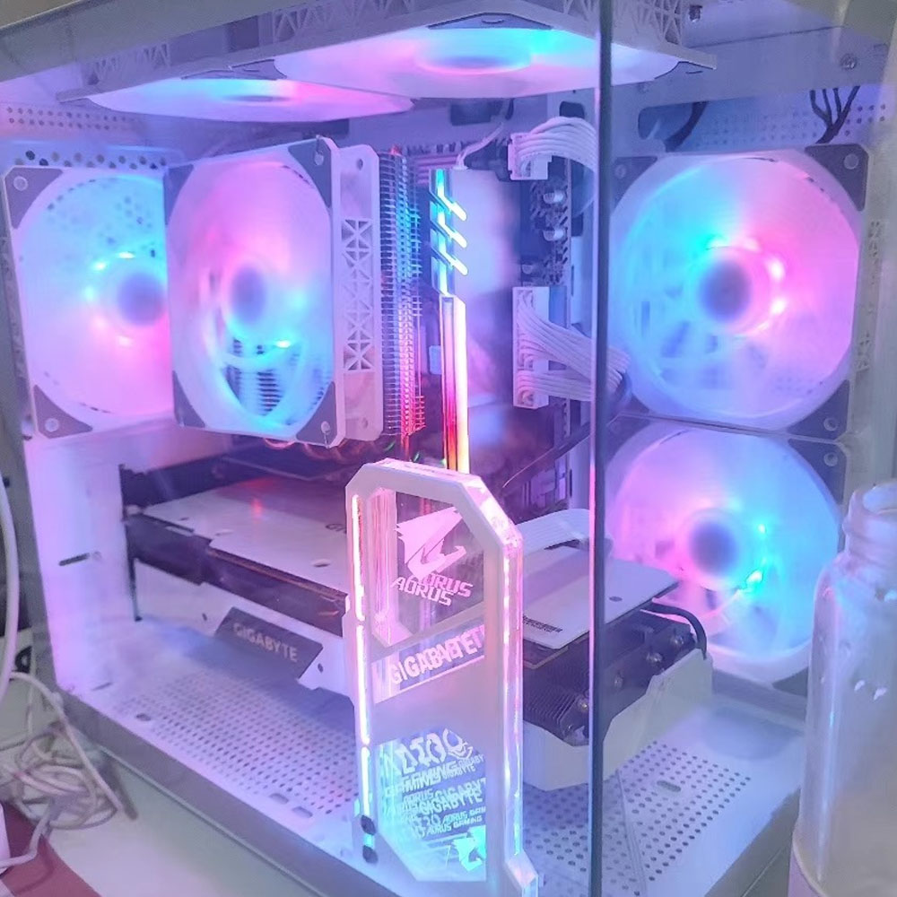 DIY Mirror VGA Holder ARGB Gam - огляд і ціна Pc Gaming Lian Li